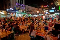 Một đêm không ngủ tại phố Khao San, Bangkok